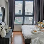 Perfect For Families & Larger Groups, Kl Mrt- M Vertica