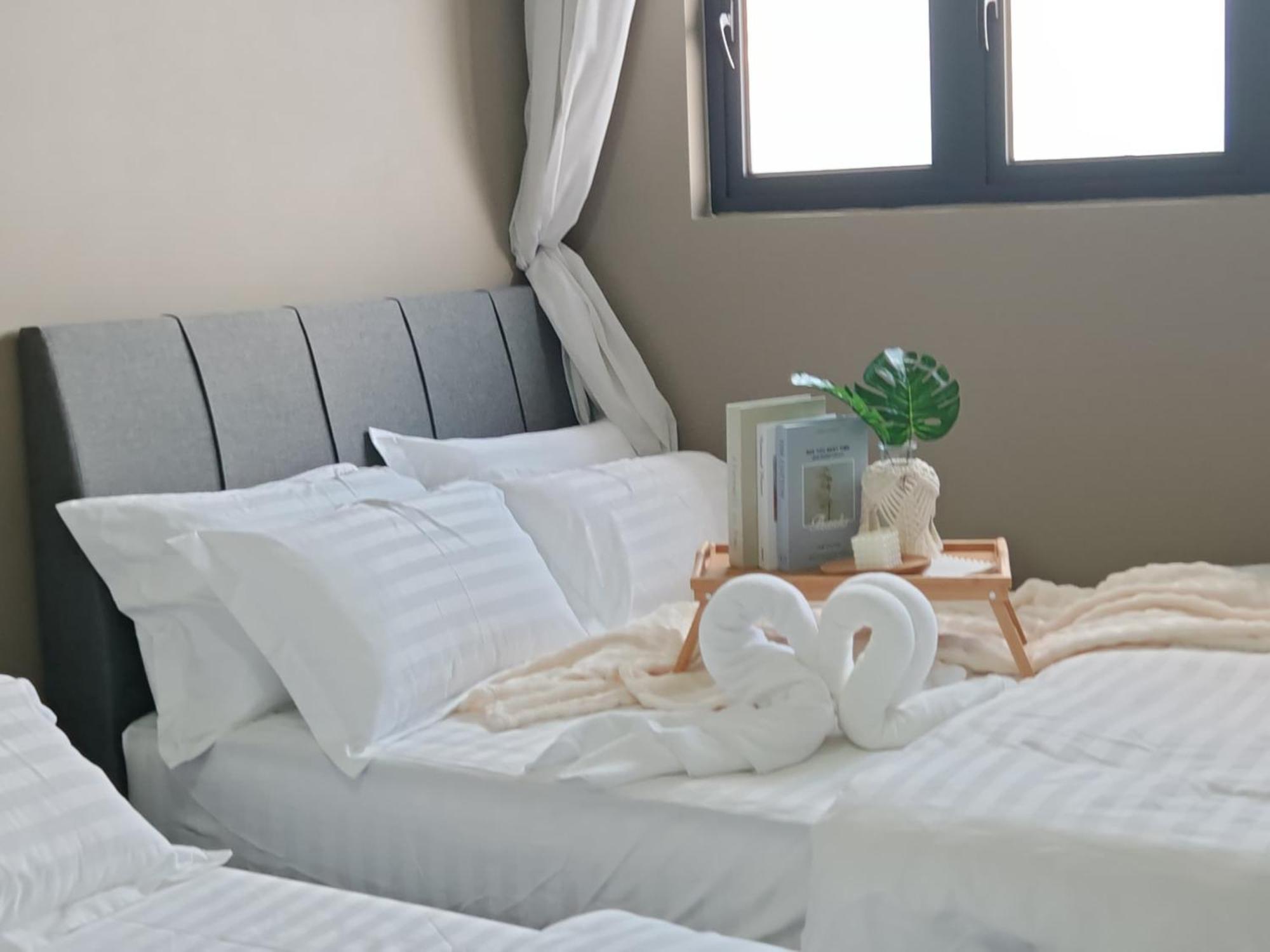 Perfect For Families & Larger Groups, Kl Mrt- M Vertica