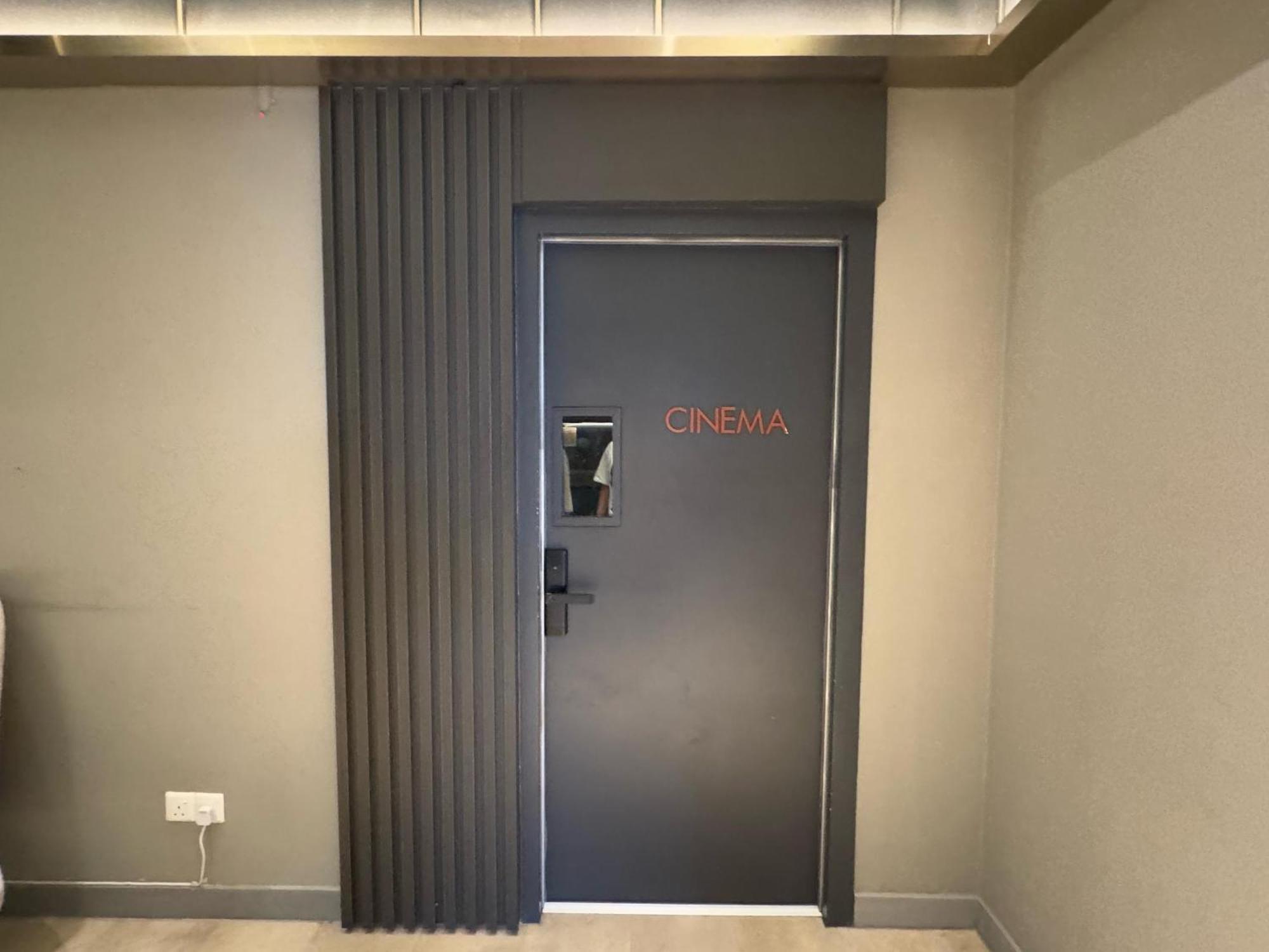 Perfect For Families & Larger Groups, Kl Mrt- M Vertica Apartemen
