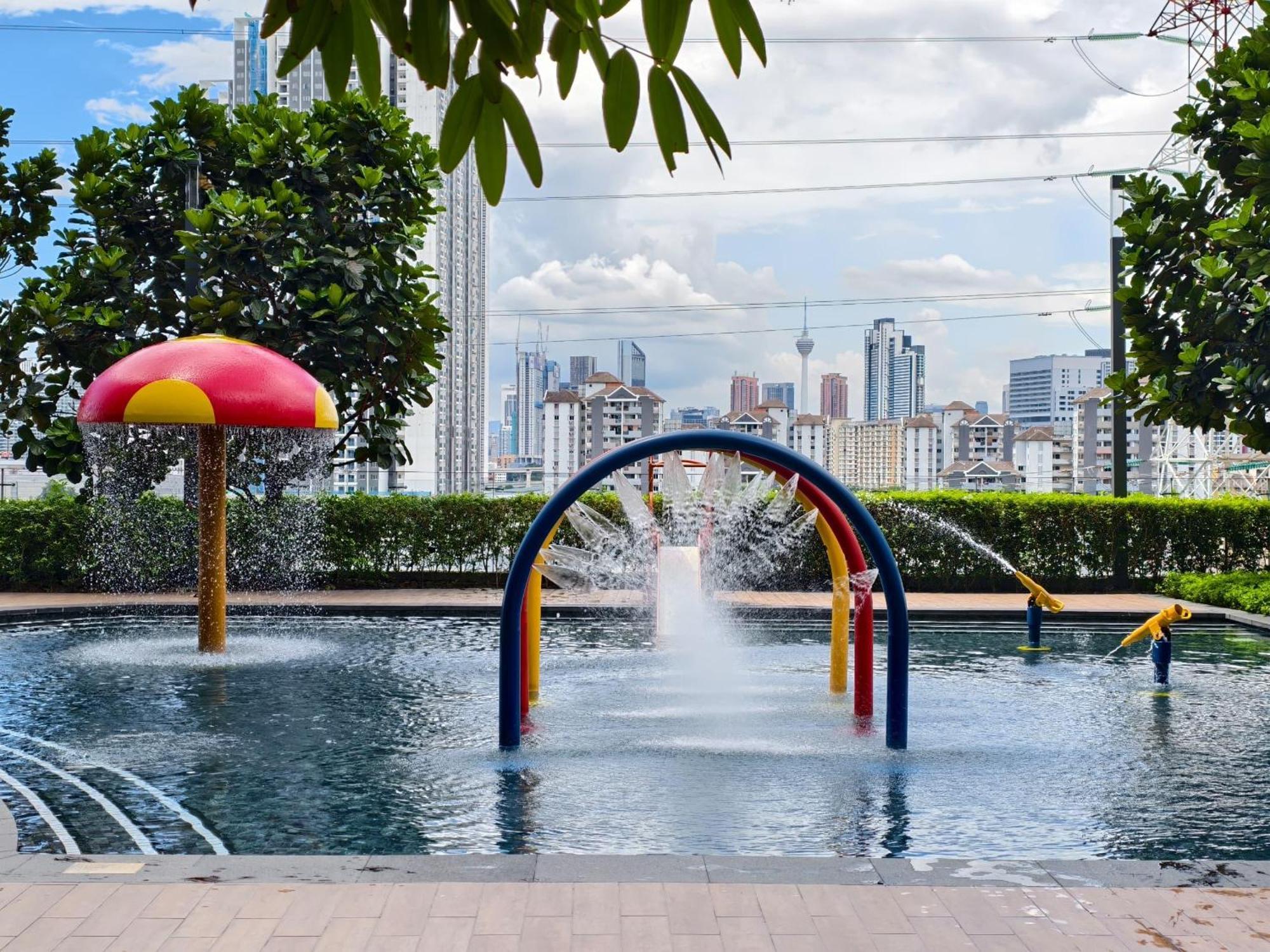 Perfect For Families & Larger Groups, Kl Mrt- M Vertica *