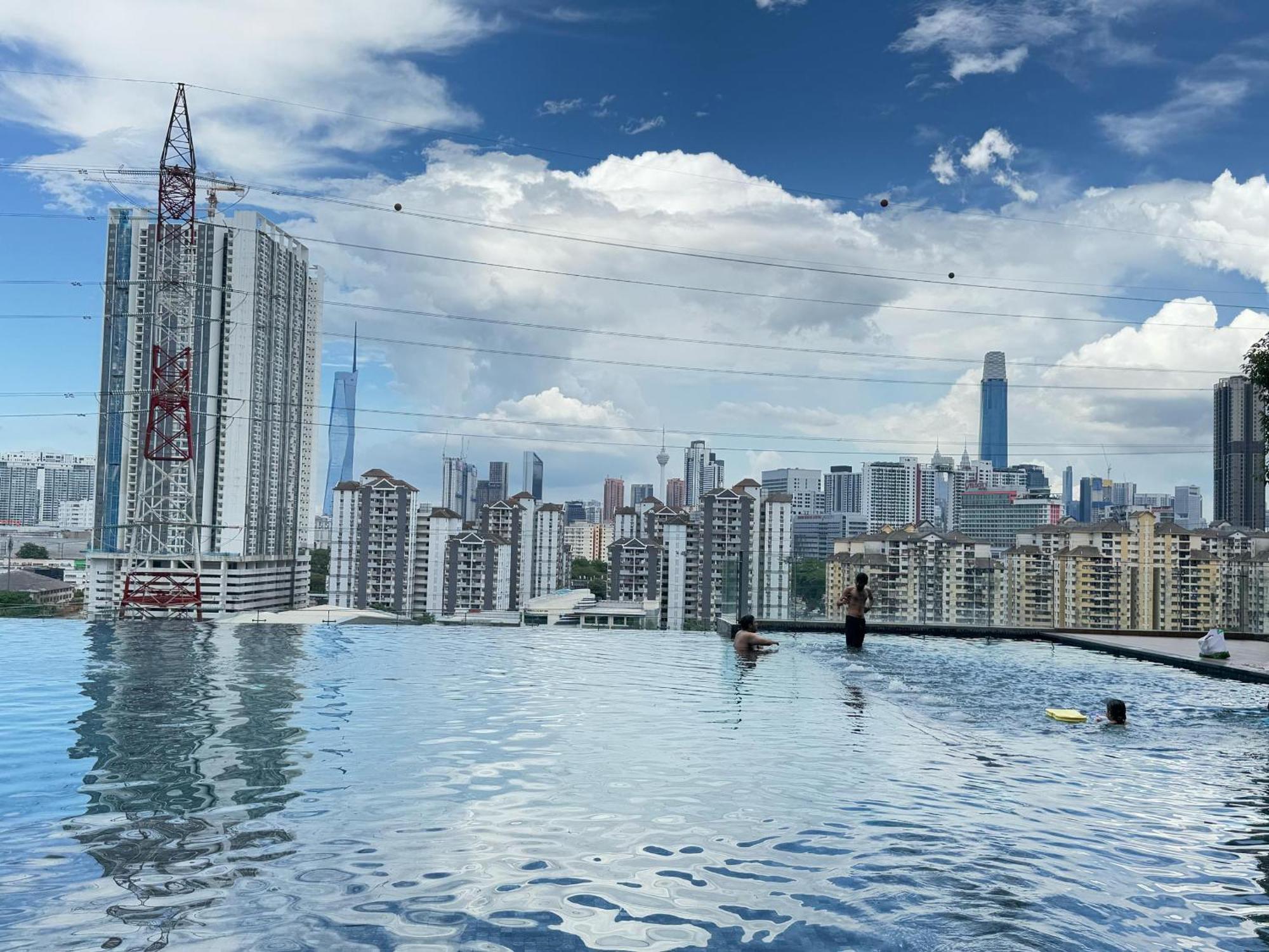 Perfect For Families & Larger Groups, Kl Mrt- M Vertica