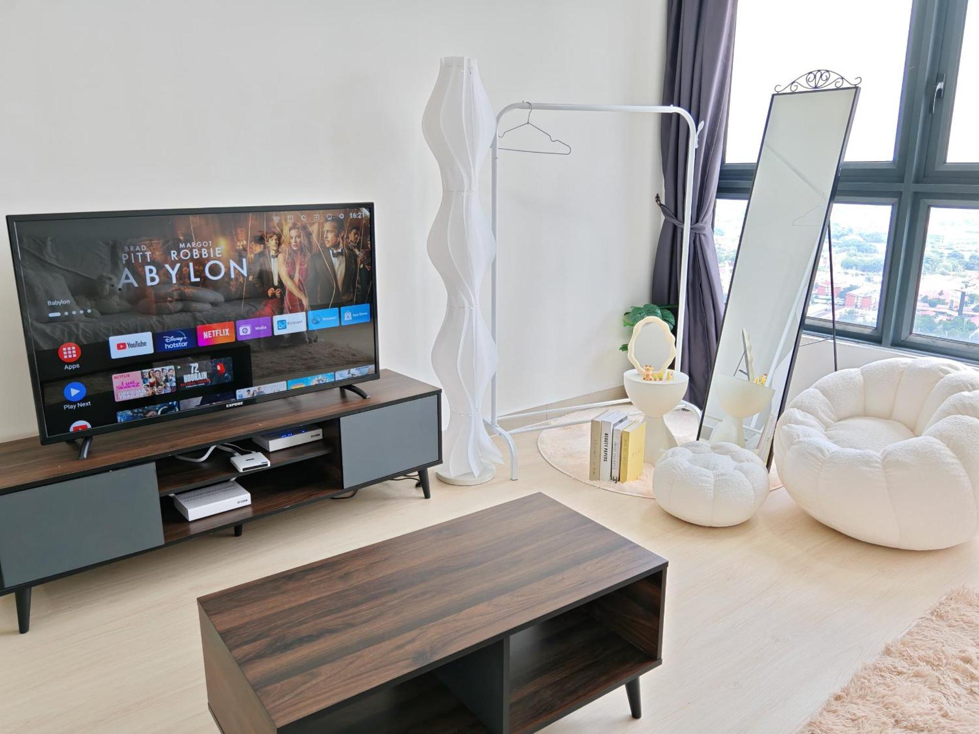 Perfect For Families & Larger Groups, Kl Mrt- M Vertica