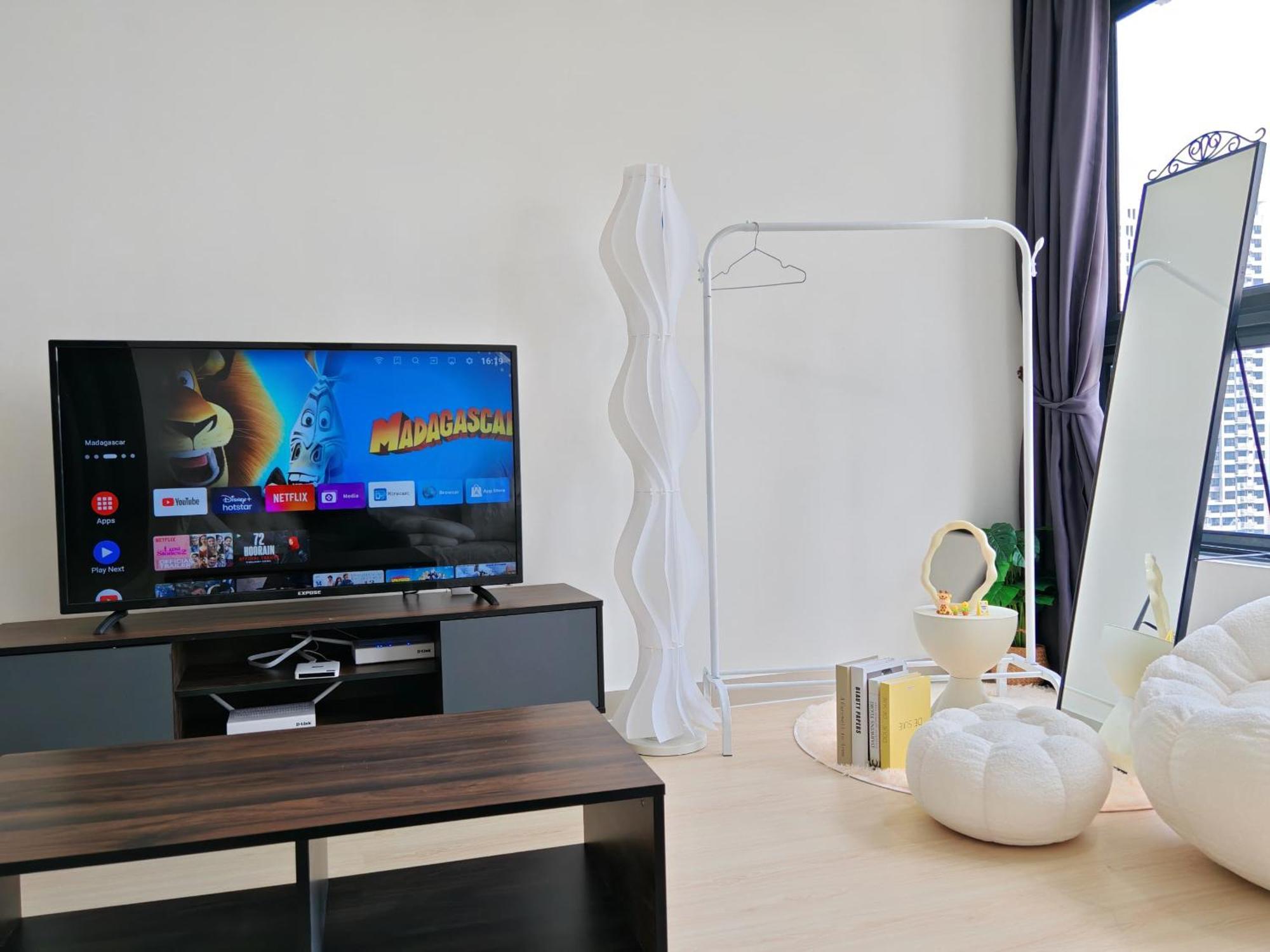 Apartemen Perfect For Families & Larger Groups, Kl Mrt- M Vertica Kuala Lumpur