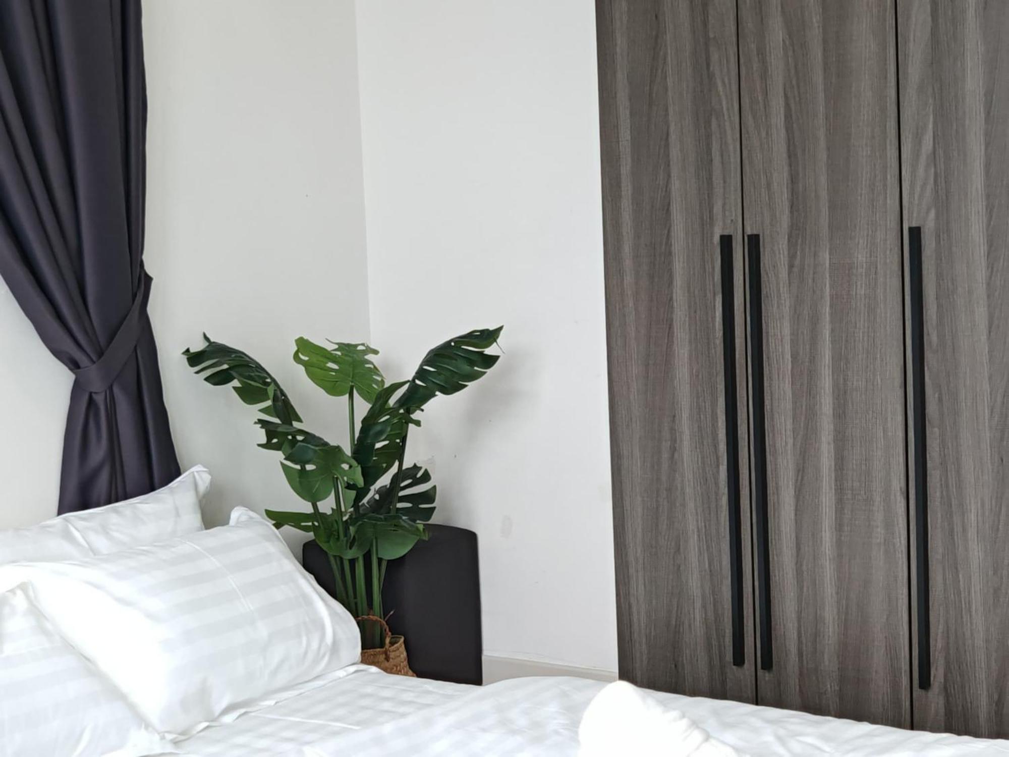 Perfect For Families & Larger Groups, Kl Mrt- M Vertica
